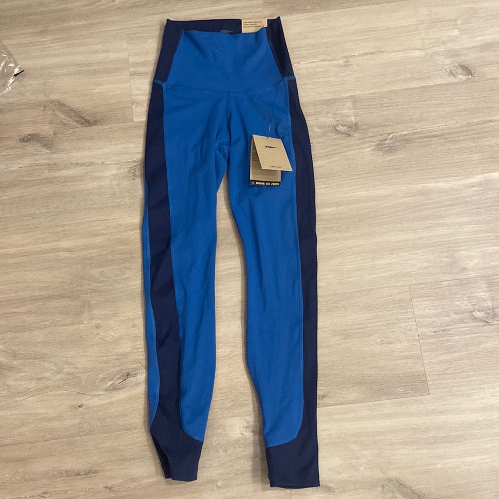 Nike yoga leggings -new